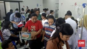 Ratusan Siswa Banggai Diduga Keracunan Massal