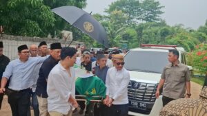 Ekonom Arif Budimanta: Pemakaman Dihadiri Tokoh Nasional