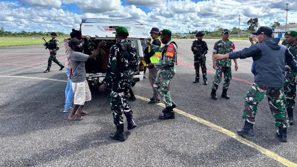 OPM Serang TNI, Satu Prajurit Gugur di Bintuni